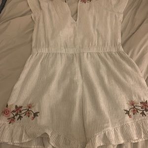 Size Large, American Eagle Romper